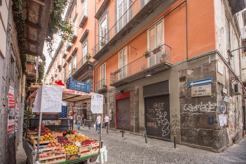 Vico Street Appartement Napels Buitenkant foto